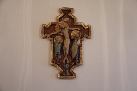 Nádherný kříž v kapli