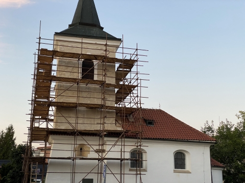 Oprava omítky věže